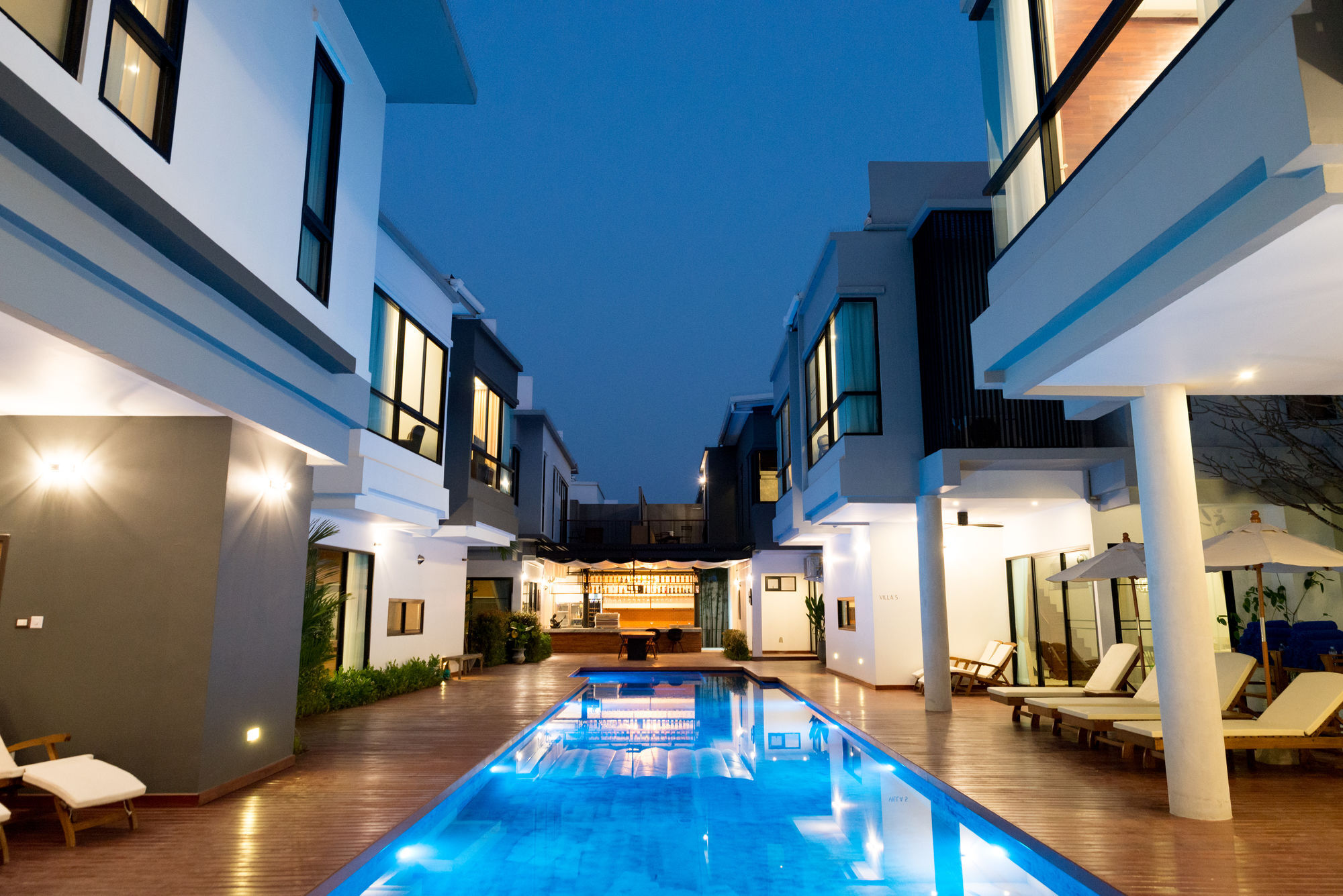 Chic 6 Villa